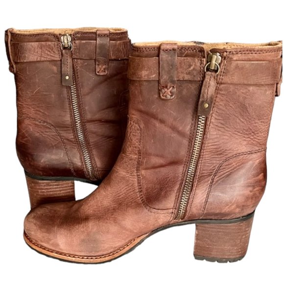 Trask Madison Distressed Leather Ankle Bootie Lug Sole 2.5" heel - Brown - 9 - Picture 6 of 12